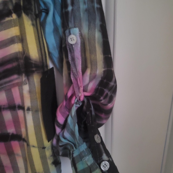 NWT NU VINTAGE MULTI PLAID DYED BUTTON DOWN BLOUSE - SIZE SMALL - Picture 4 of 7